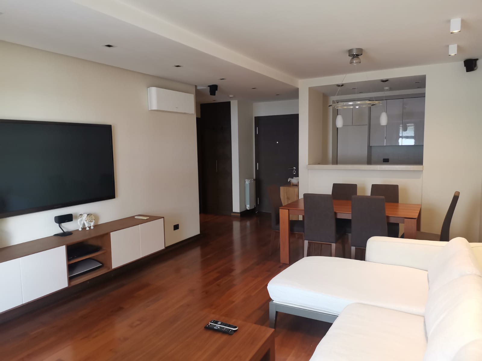 64m2 – kod Jerry-a , Novi Beograd — 2