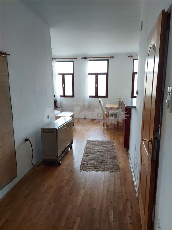 Стан 65 м2 Земун Гардошка, 450 Е — 2