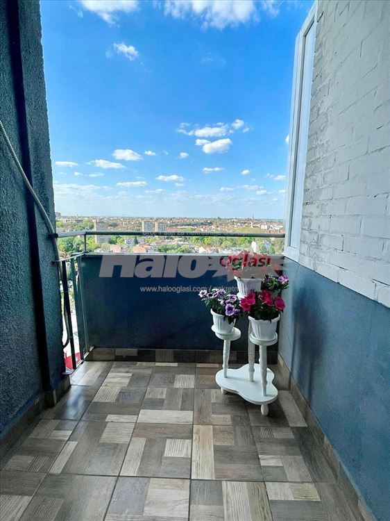 Продаја трособан стан Нови Београд | Блок 8а — 11