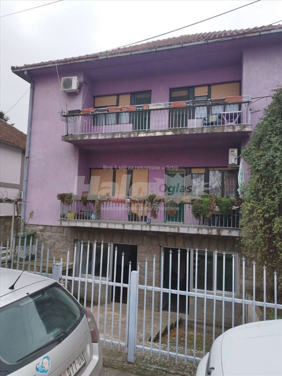  Prodaje se kuća u Batajnici – ul. Milice Rakić — 2