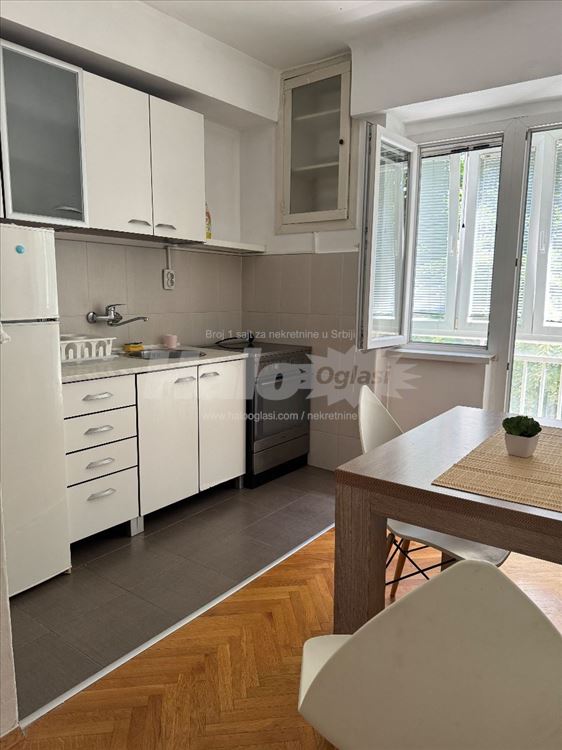 1.0 stan za izdavanje Novi Beograd Paviljoni — 12
