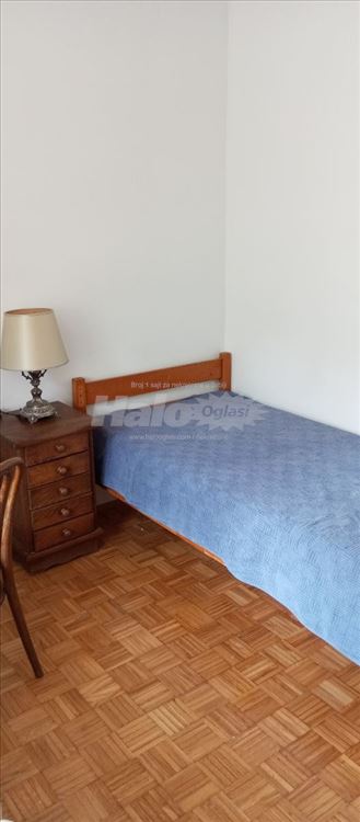 1.5 stan Retenzija, Prve pruge — 13