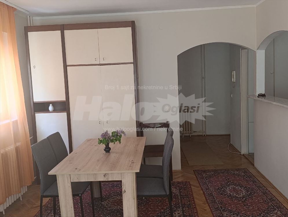 1.5 Stan u Marka Oreškovića — 5