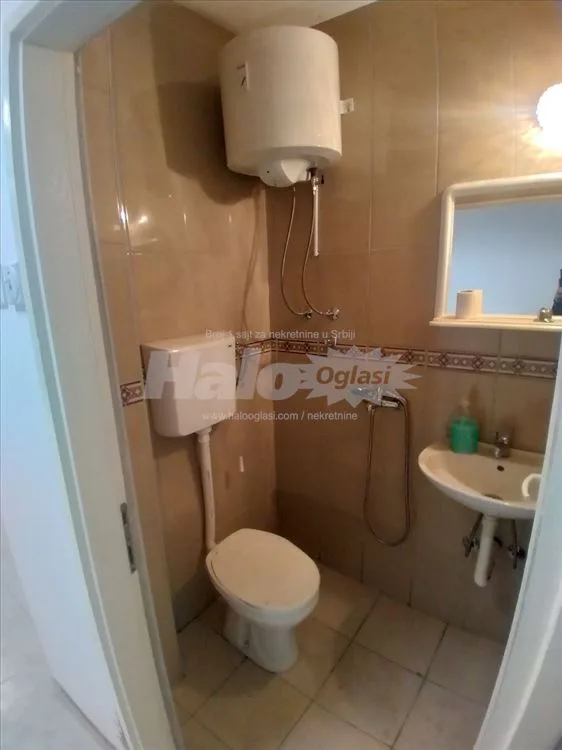 1 ili 2 lokala na Kanarevom brdu — 5