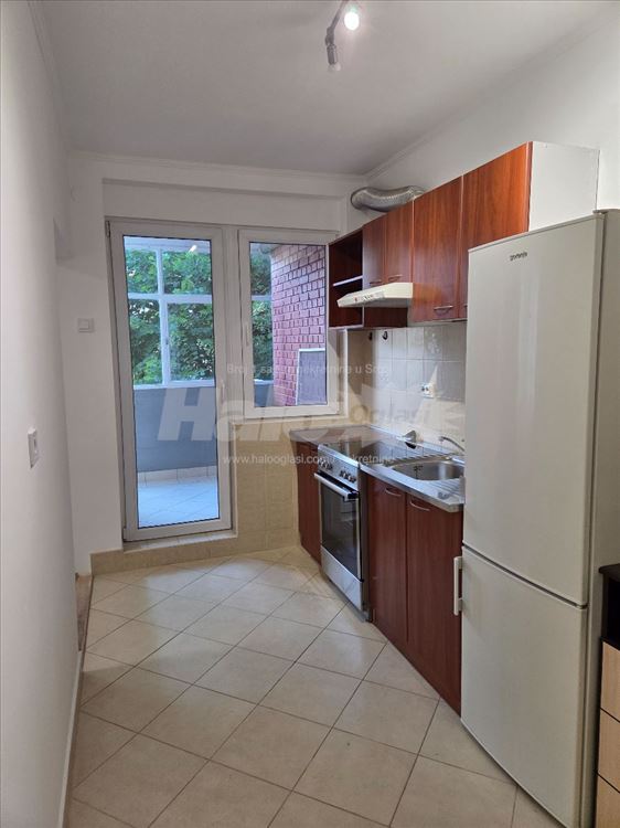 1.0 Kotež, 38 m2, uknjižen, adaptibilan — 9
