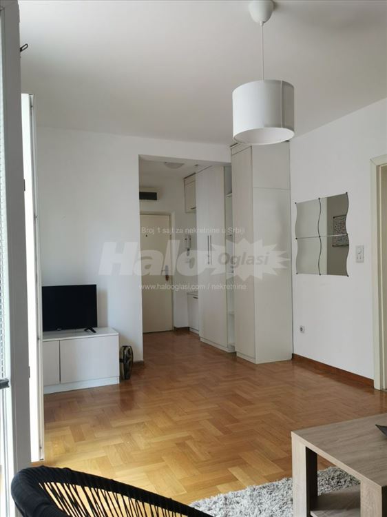 1.0 stan / Crveni Krst / 34m2 — 6