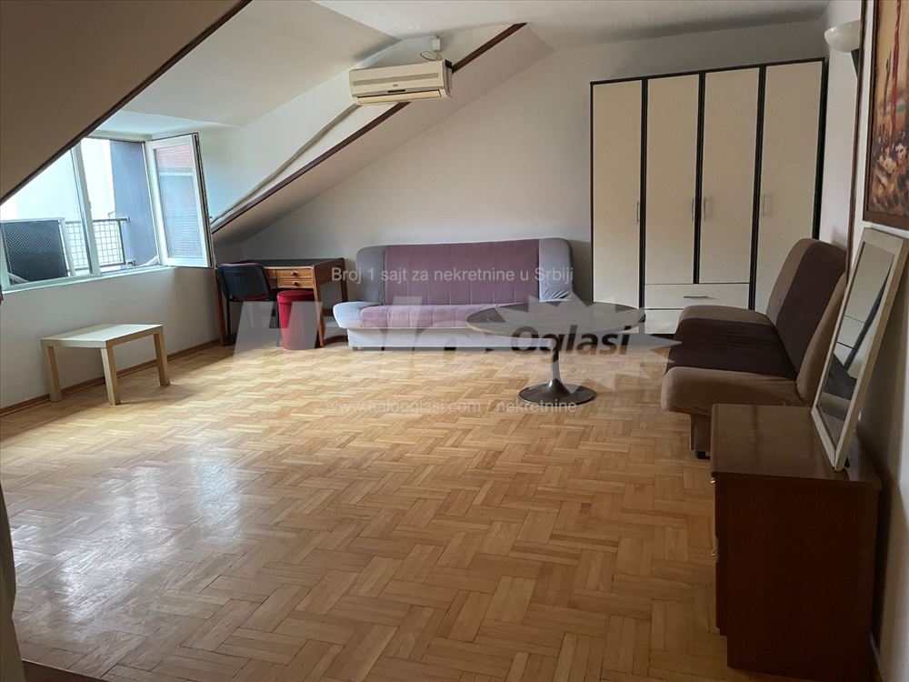1,0 stan,41m2,Slavija-Hram,preko puta Klin.Tiršova — 4