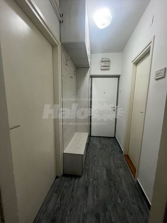 1.0 terasa,parking,podrum Zemun Cara Dusana — 9