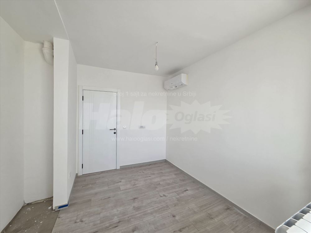 100% renovated 3bed riverside, half/fully furn. — 13