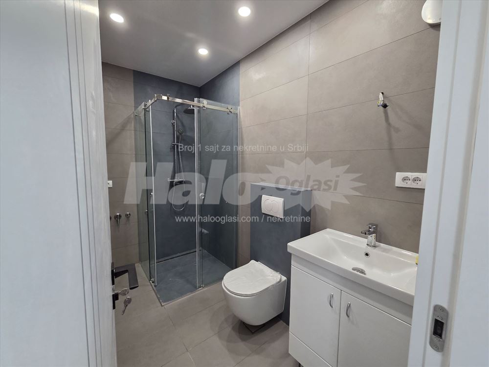 100% renovated 3bed riverside, half/fully furn. — 15
