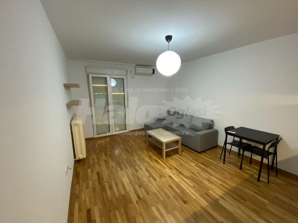 1.5 , Banovo brdo, Požeška, namešten — 12