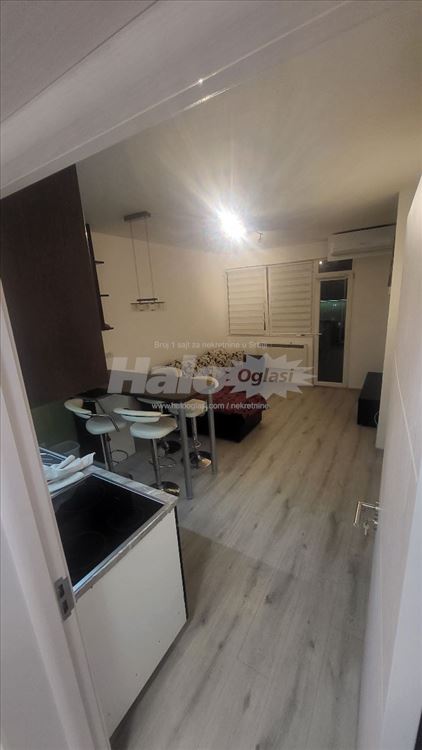 1.5 stan u Zemun Polju - Prodaja — 2