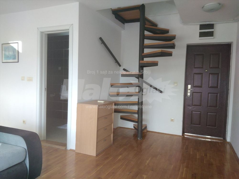 2.0 duplex 47 kvm, osuncan, Vojvode Vlahovica — 9