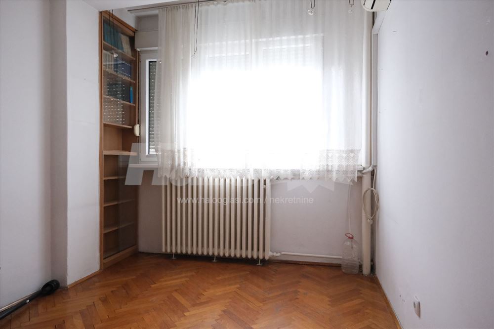 2.0 42m2 4. Sprat Blok 1 Fontana Južno Orjentisan — 7