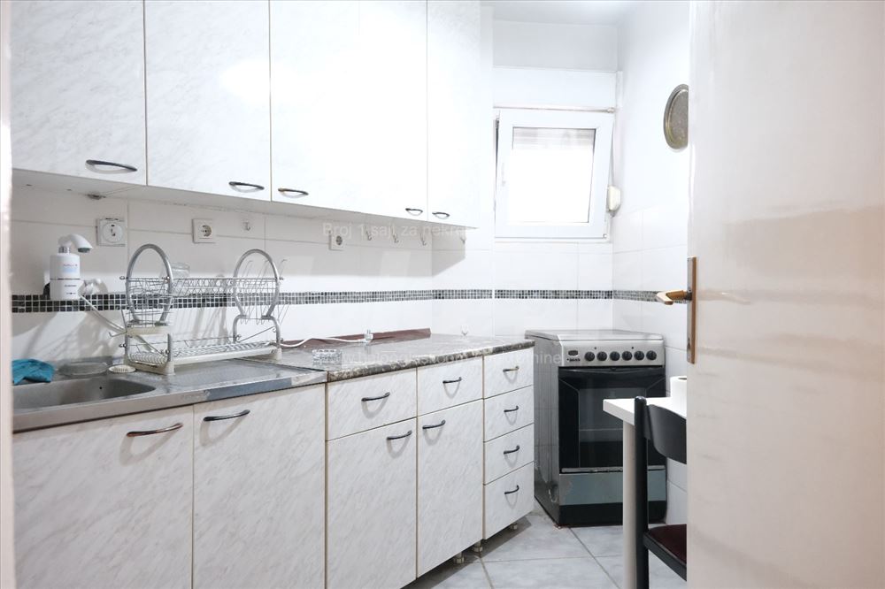 2.0 42m2 4. Sprat Blok 1 Fontana Južno Orjentisan — 9