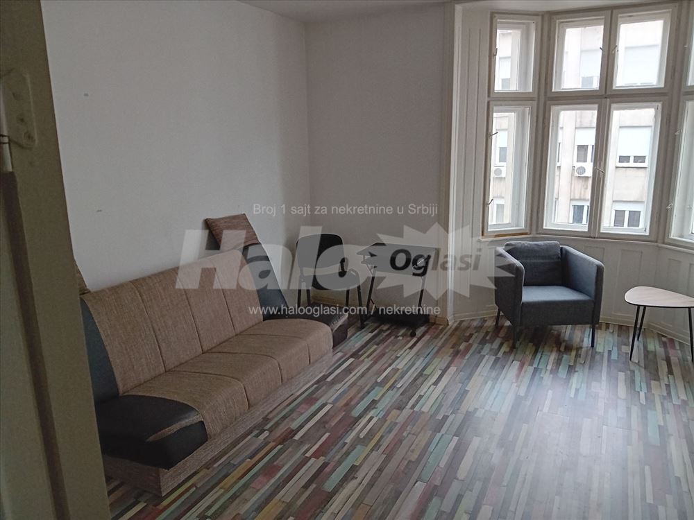 2.0 Centar Izuzetan Luks Renoviran Useljiv odmah — 2