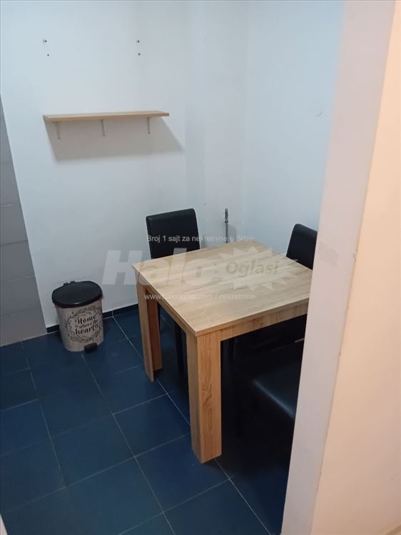 2.0 Centar Izuzetan Luks Renoviran Useljiv odmah — 8