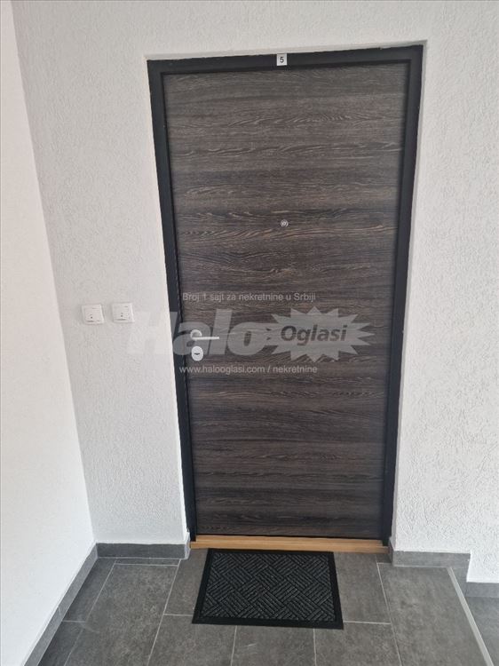 2.0 soban nov opremljen Ledine-N.Bgd s park.mestom — 2