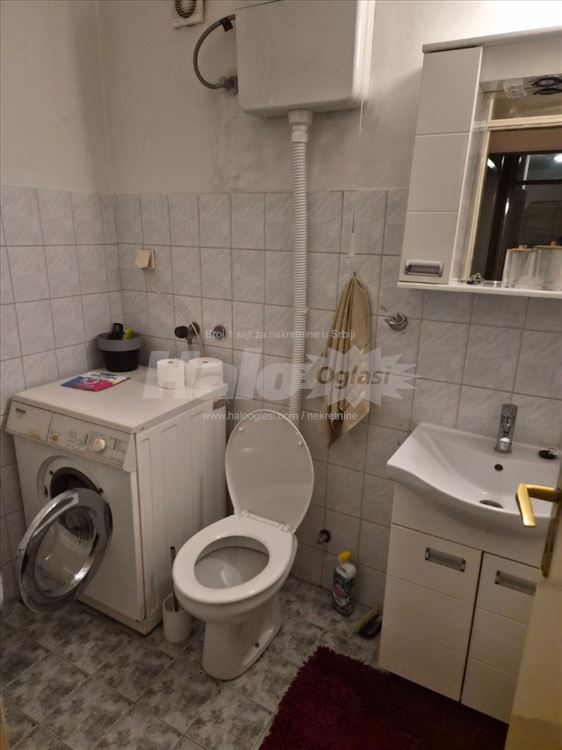 2,0 Stan,Zemun,Makedonska — 8