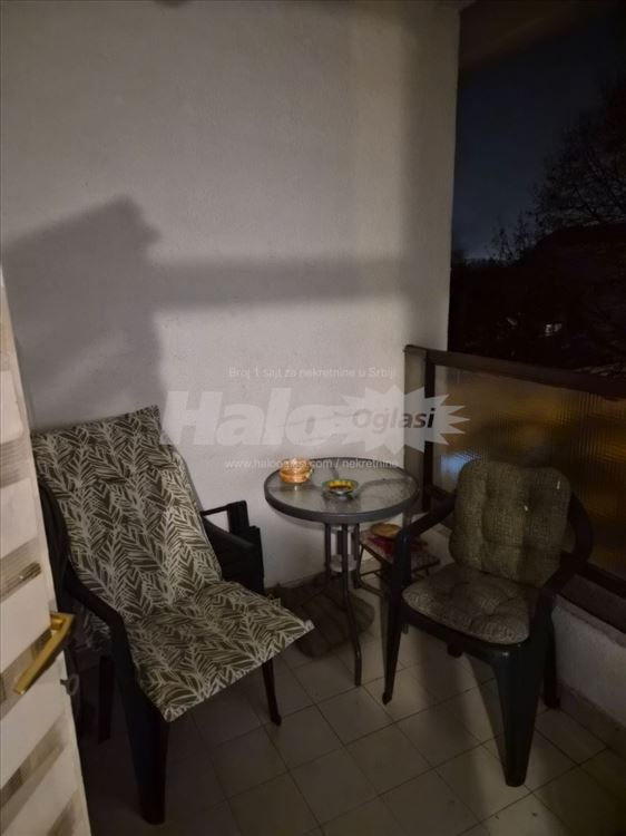 2,0 Stan,Zemun,Makedonska — 12