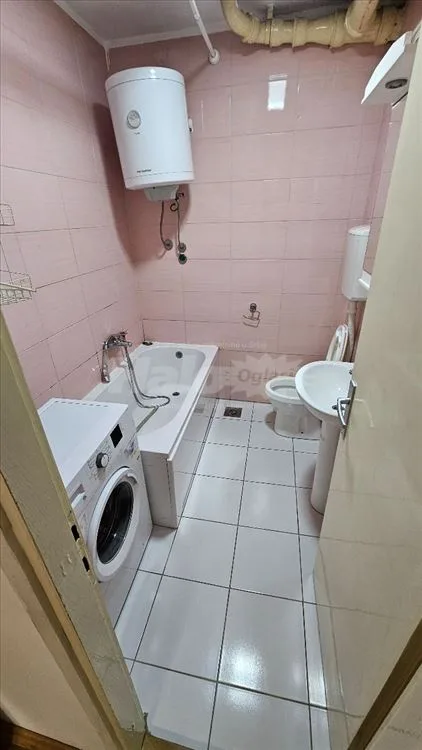 2.5 Rakovica . Izdaje se namešten stan– 51m² — 4