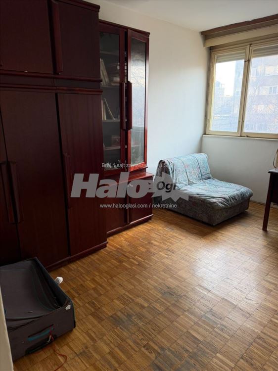 2.5 soban stan na prodaju, Nikodima Milaša, 58m² — 2