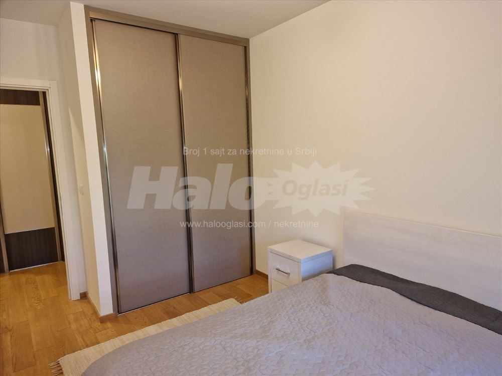2.5 sobni stan na Vračaru sa garažom — 14