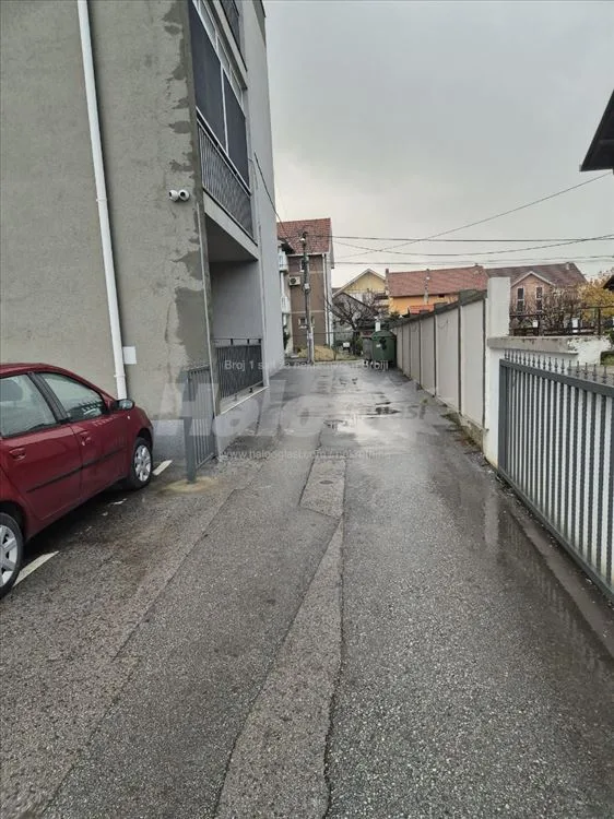 2.5 stan od 55m2 na Ledinama (Surčin) — 4