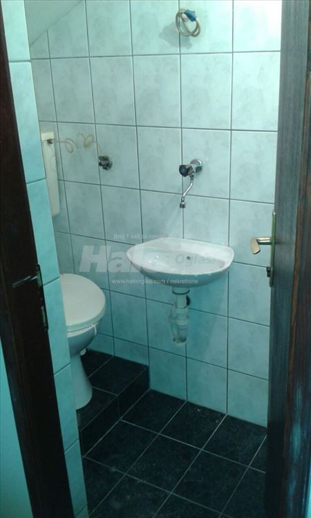 2.5 stan, prazan, kod  toplane — 11