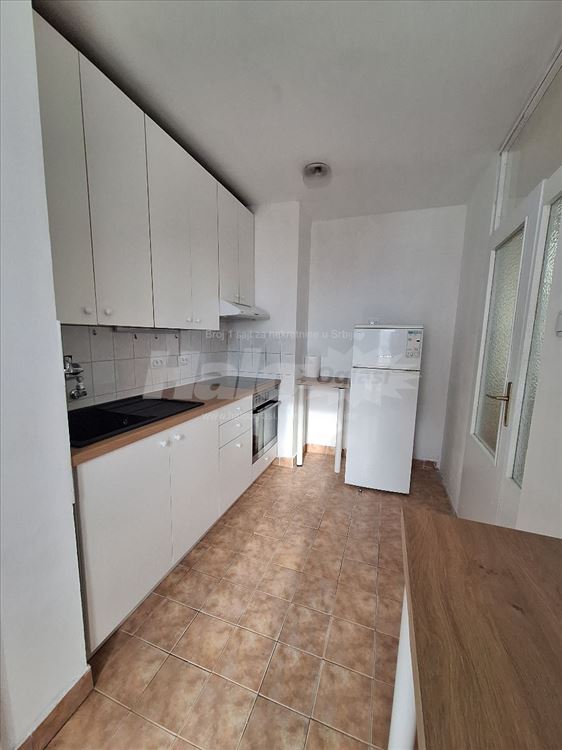 2.5 stan za izdavanje, Voždovac,  kostolacka — 2