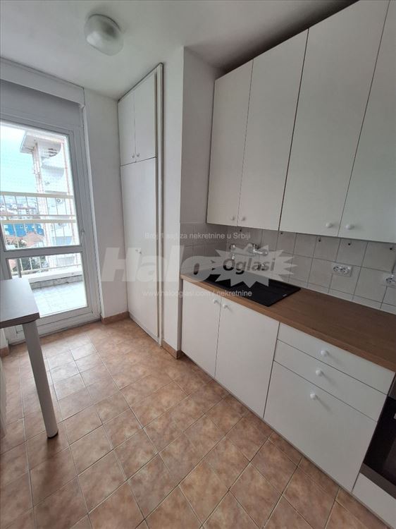 2.5 stan za izdavanje, Voždovac,  kostolacka — 3