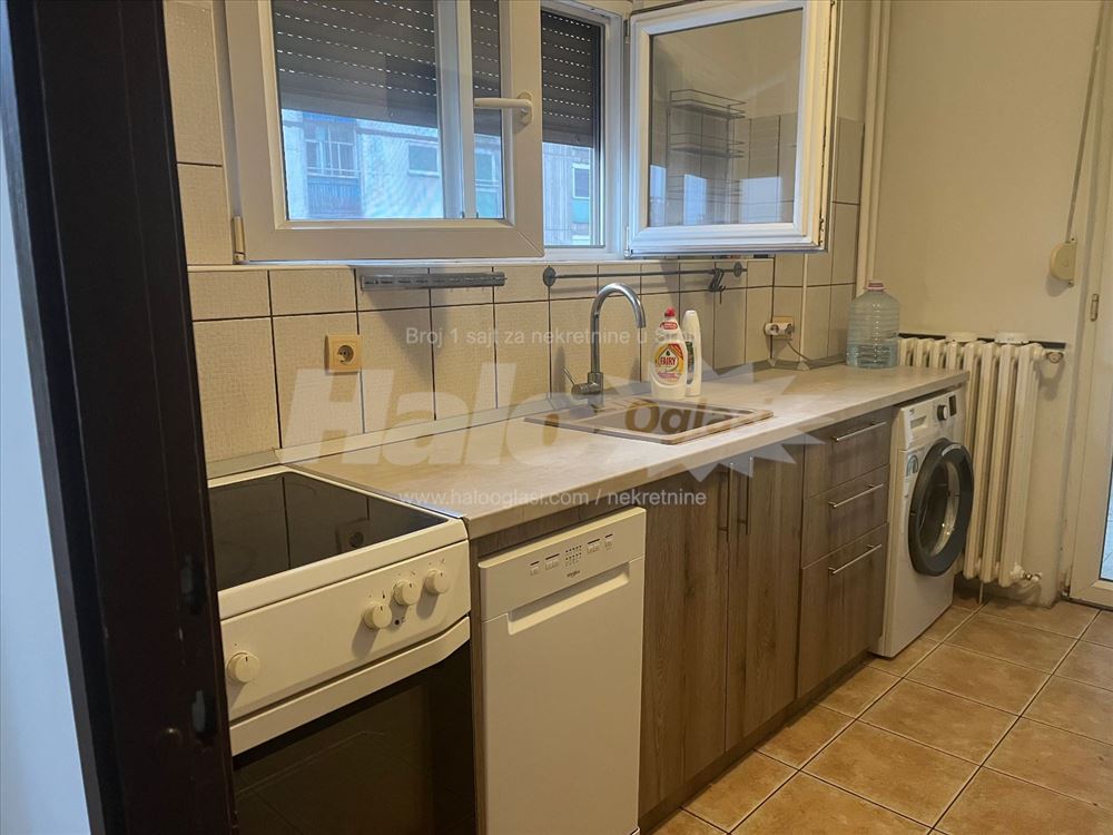 2.5soban stan, Blok 61, Novi Beograd — 5