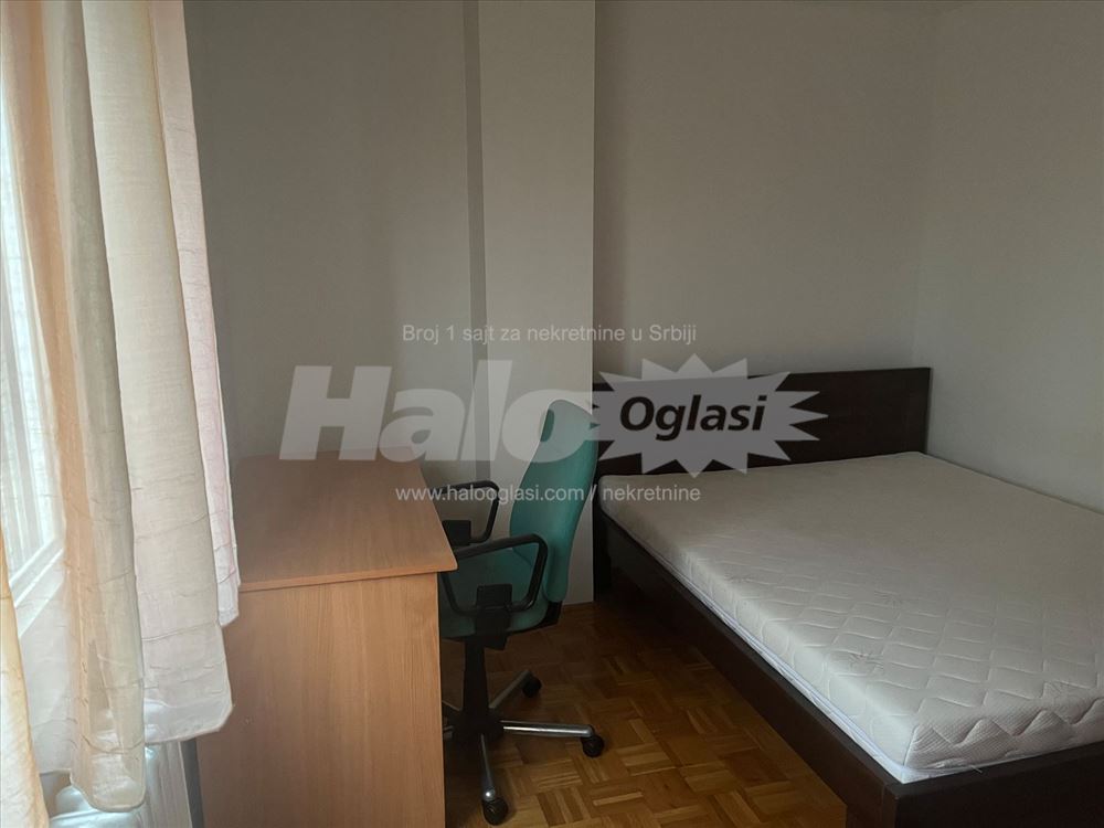 2.5soban stan, Blok 61, Novi Beograd — 11