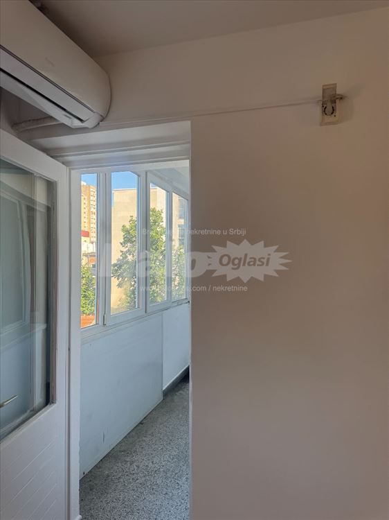 27.mart, 57m2, odlična lokacija, funkcionalan — 8