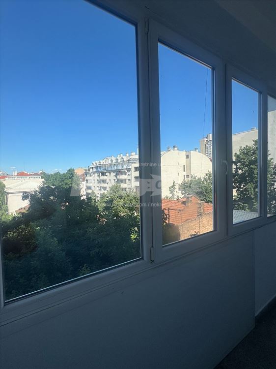 27.mart, 57m2, odlična lokacija, funkcionalan — 9