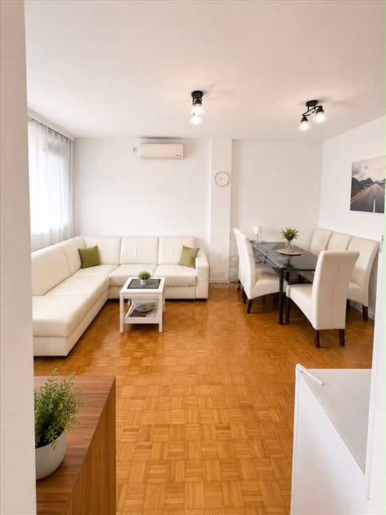 3.0 Centar Novog Beograda dve spavace sobe — 9