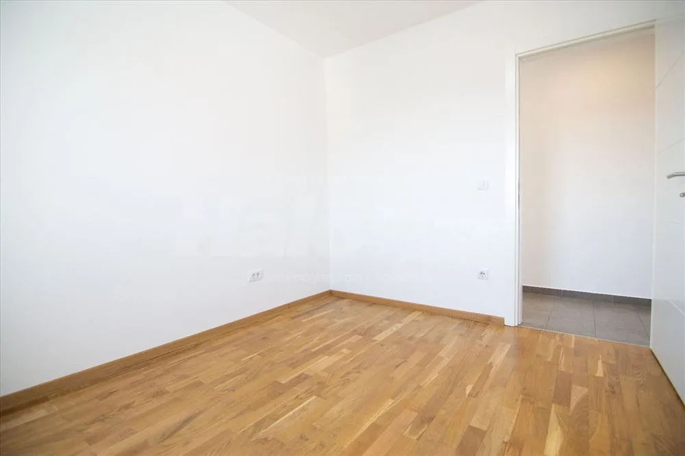 3.0 Ledine / Novi Surcin 60m2, Retko u ponudi! — 8
