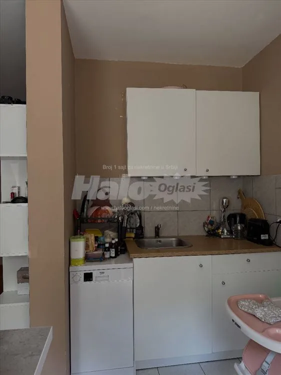 3.0 soban stan na Miljakovcu 1 — 3