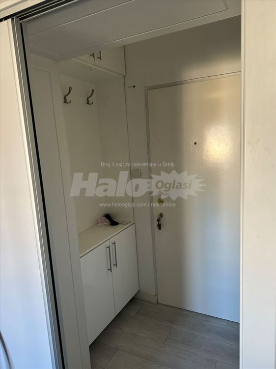 35 m2 na Slaviji — 7