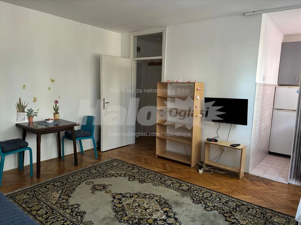 350€ Medaković 2, R.S.Cige 1.0 — 8