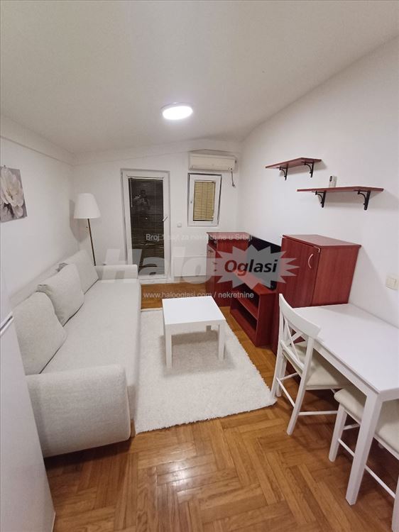 36m², namešten, jednoiposoban,parking, odlična lok — 2