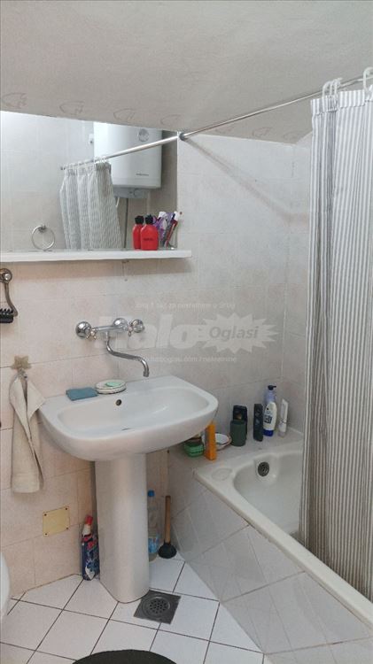3soban u kuci, dvoriste, parking, miran kraj — 4