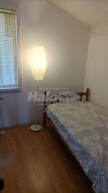 3soban u kuci, dvoriste, parking, miran kraj — 5