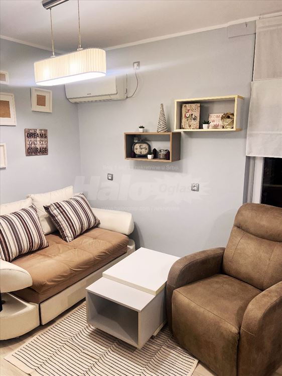 40 m2, Lux stan, Zemun, Kalvarija - ODMAH USELJIV — 2