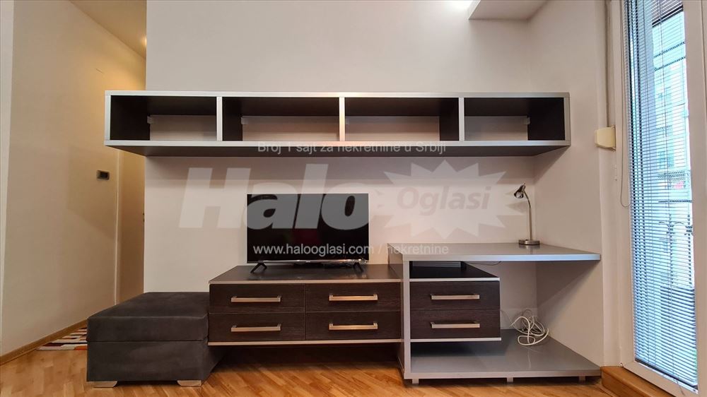 40 m2 - Moderan.Miran kraj. Botanicka basta — 2