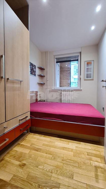 40 m2 - Moderan.Miran kraj. Botanicka basta — 14