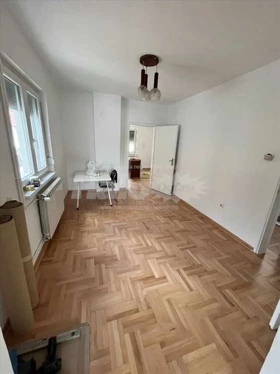 4.0 stan 85m², parking, dvorište, Miljakovac 3 — 6