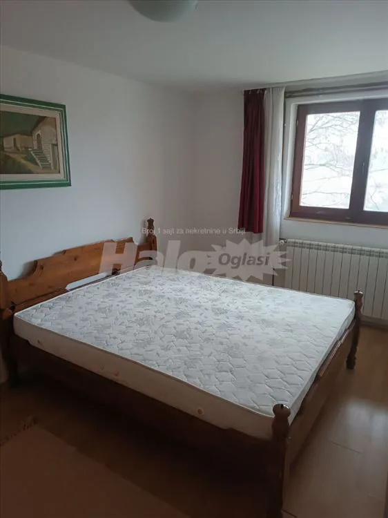 45 m2, Renoviran, nov nameštaj, odmah useljiv — 2