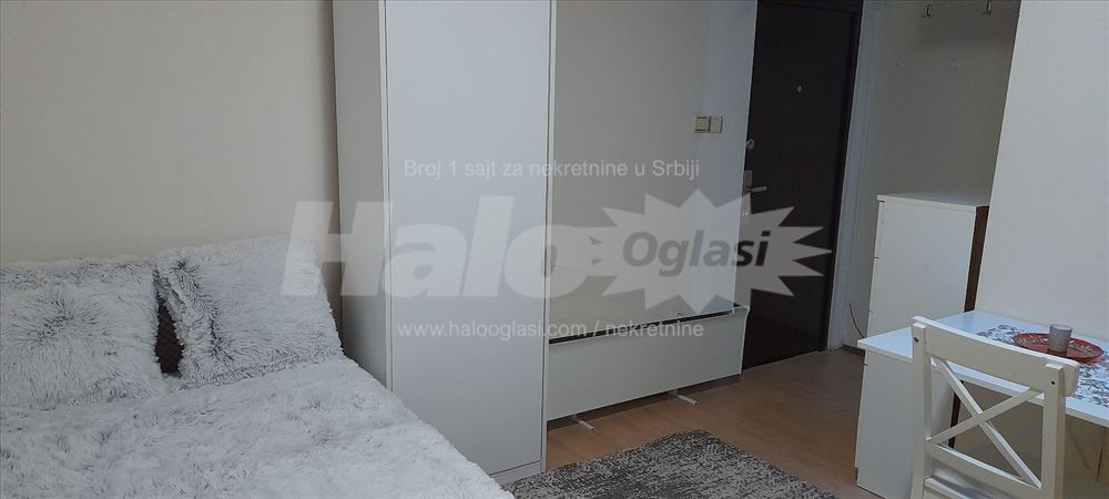5 stanica od Vuka garsonjera za 1 studentkinju — 2