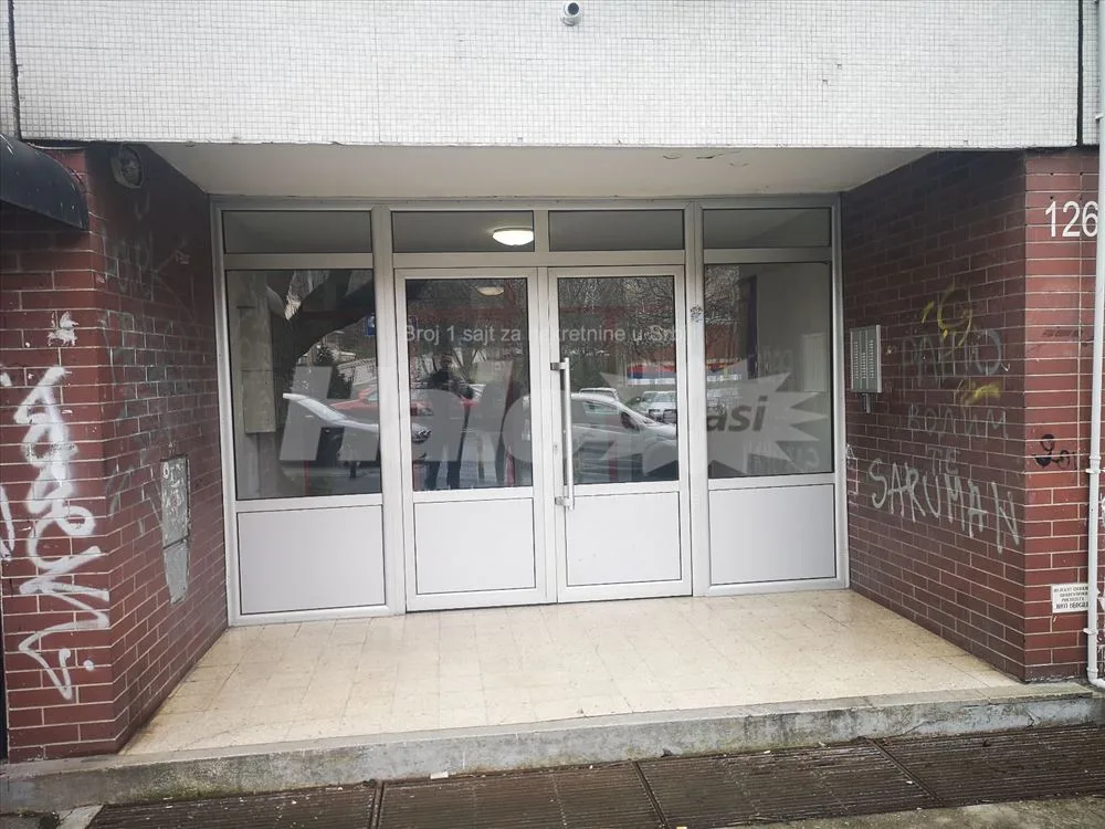 50 m2 u Ustaničkoj pored parka Šumice, osunčan. — 10
